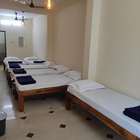 Nest Inn Service Rooms Chikmagalūr المظهر الخارجي الصورة