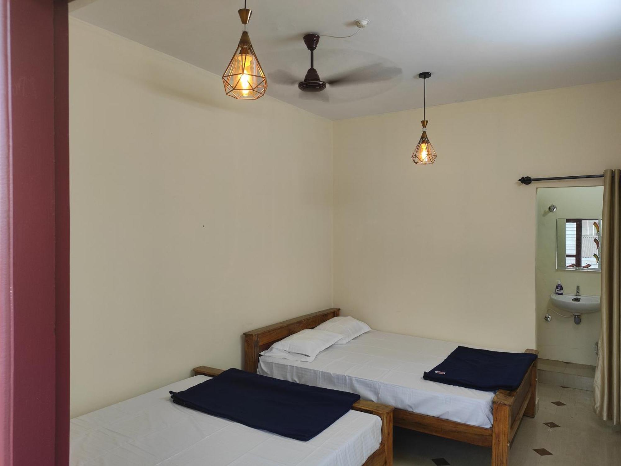 Nest Inn Service Rooms Chikmagalūr المظهر الخارجي الصورة